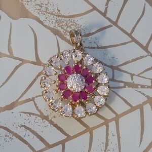 Sparkly Pink Flower Pendant Gold Tone Rhinestones
